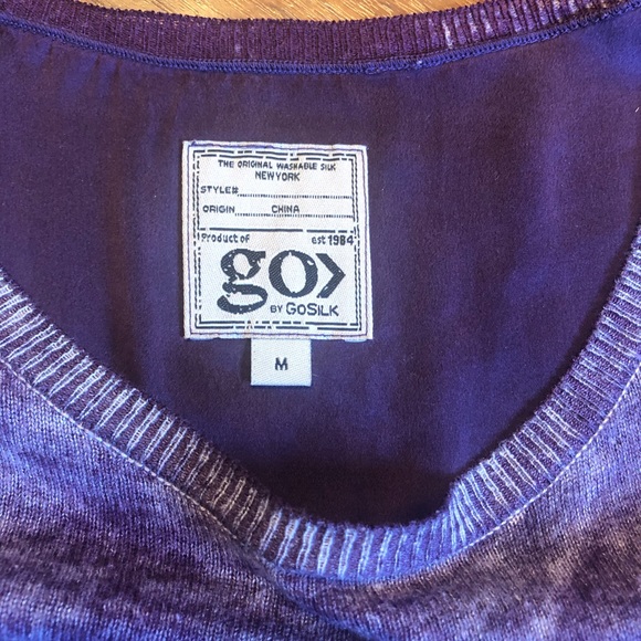 Go by GoSilk Long sleeve Shirt. Medium. Like new! - Picture 2 of 8